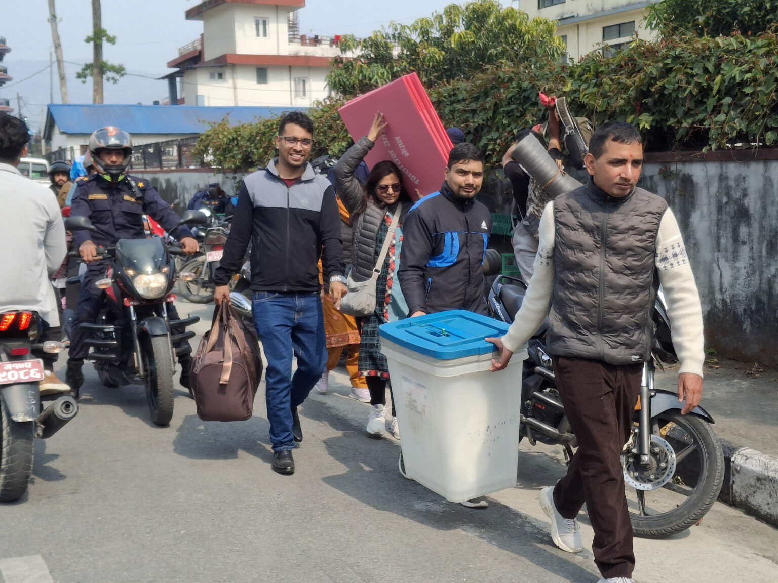 यस्तो छ, निर्वाचनमा खटिने कर्मचारीले पालना गर्नुपर्ने आचरण