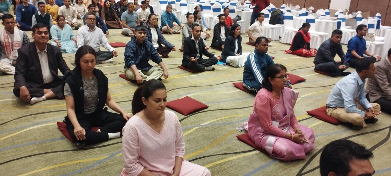 योगध्यानसँगै रास्वपाको अभिमुखीकरण कार्यक्रमको दोश्रो दिनको सुरूवात