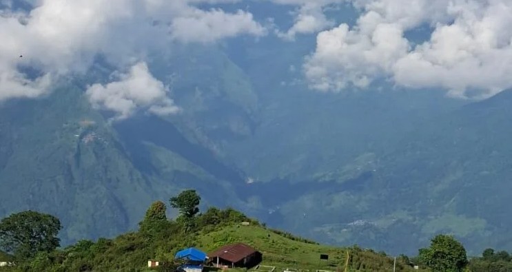इतिहासलाई पर्यटनसँग जोड्दै लमजुङको हरसिङडाँडा