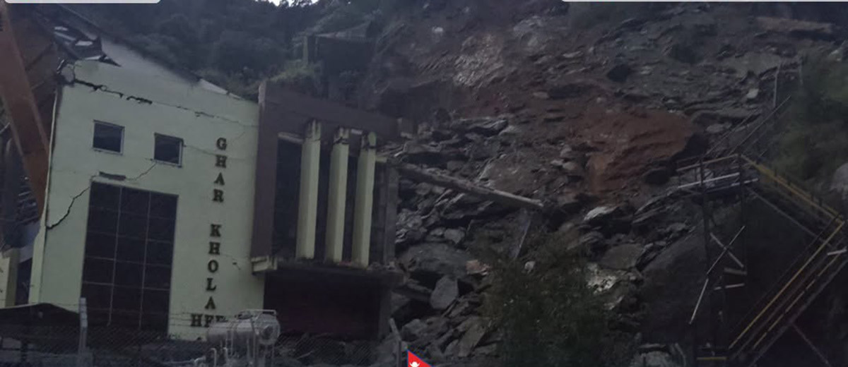 म्याग्दीको घारा हाइड्रोपावरमा पहिरो: एक जना बेपत्ता