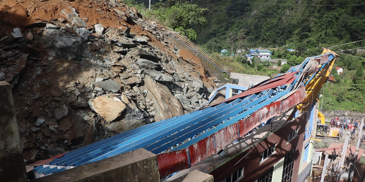 बाढी, पहिरोका कारण म्याग्दीका जलविद्युत् आयोजनाको निर्माण प्रभावित