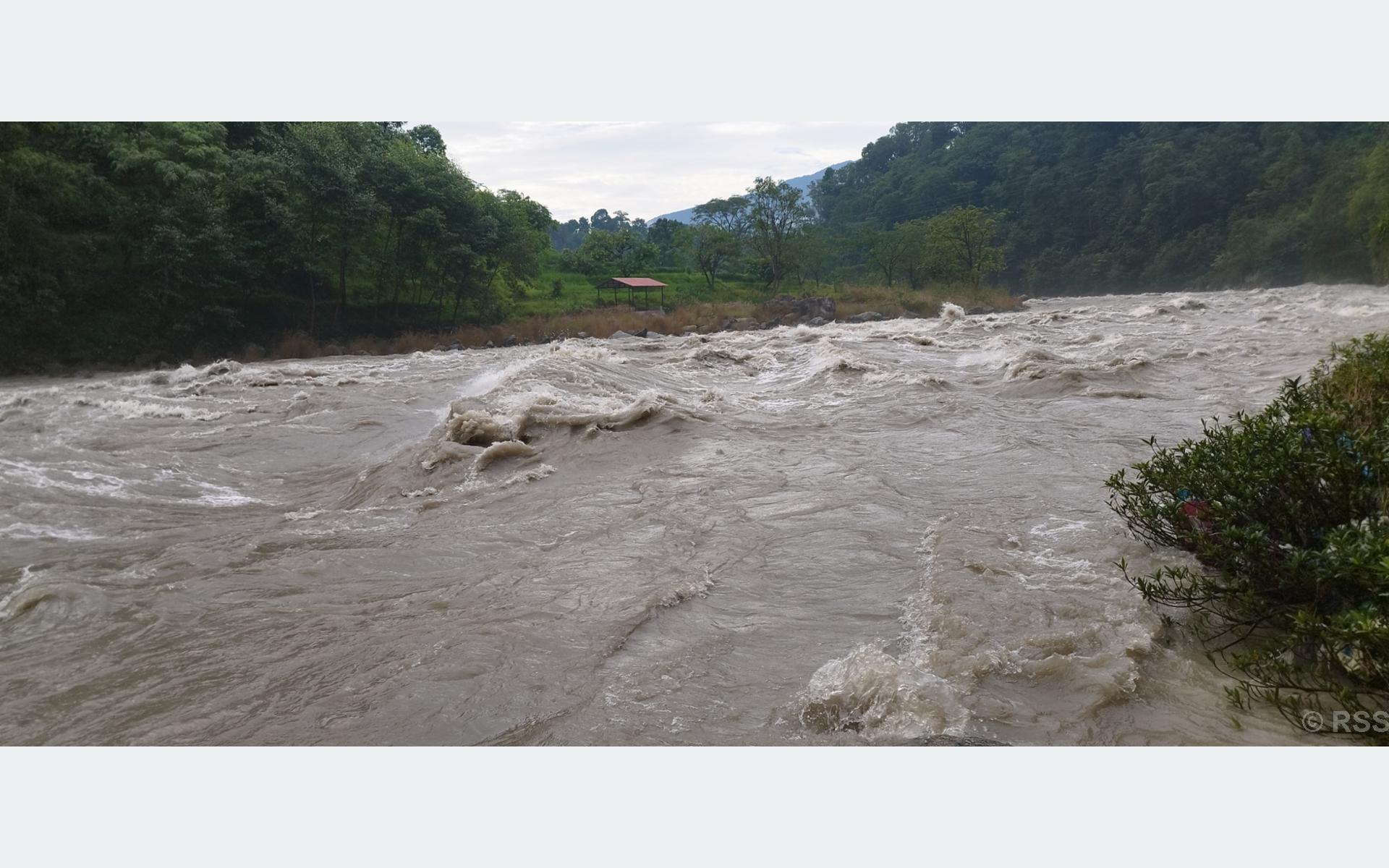 मनाङका हिमतालको जोखिममा मर्स्याङ्दी नदी करिडोर