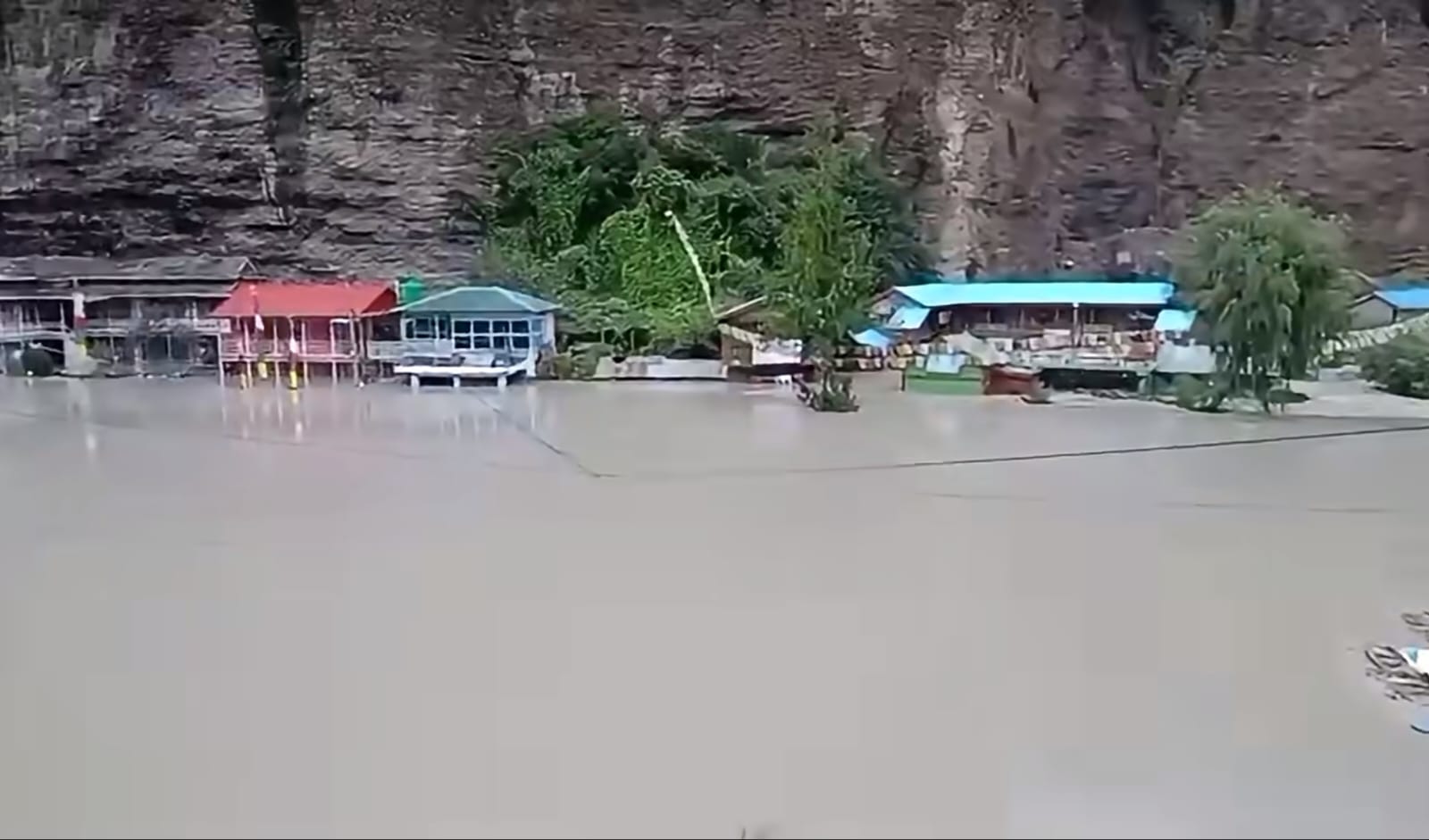 मर्स्याङ्दीमा बाढीको उच्च जोखिम, तटीय क्षेत्रका बासिन्दालाई सुरक्षित स्थानमा सर्न निर्देशन