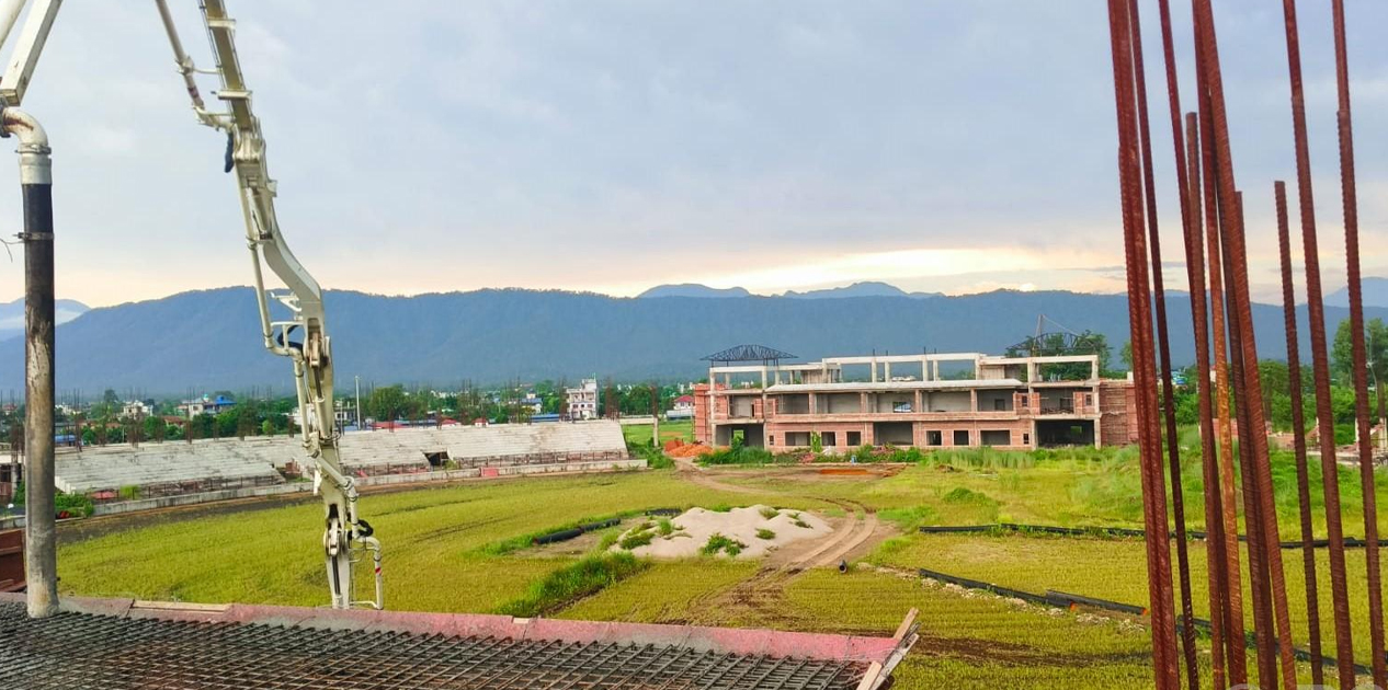 गौतमबुद्ध क्रिकेट रंगशालाको काम सुस्त